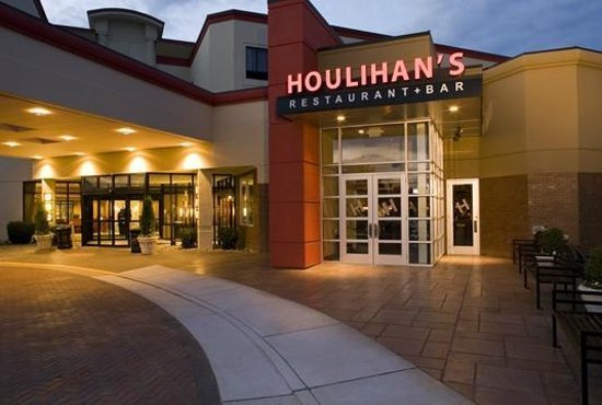 Houlihan's locations With over 80 restaurants across the country, you're sure to find Houlihans locations near you.
