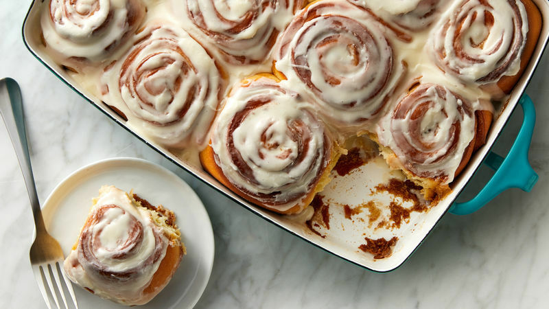 Cinnabon cinnamon rolls The Cinnabon cinnamon roll is just one of their many awesome offerings.